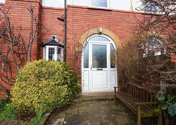 11 Peasholm Avenue Scarborough